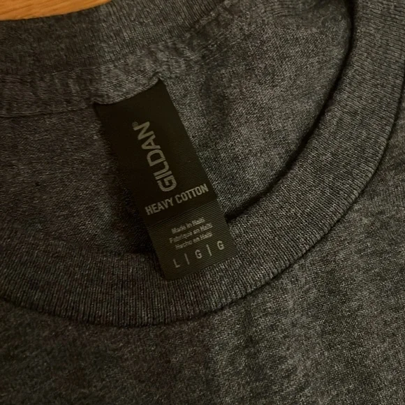 Gilmore Girls Stars Hallow T-Shirt NWOT - Picture 4 of 4